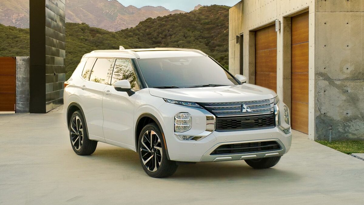 Mitsubishi Outlander 2021